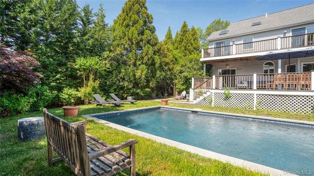 4 Glynn Drive, Shelter Island, NY 11964