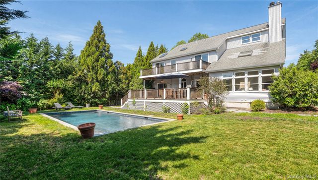 4 Glynn Drive, Shelter Island, NY 11964
