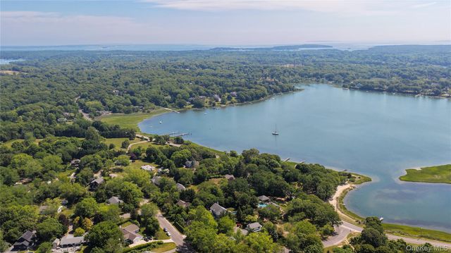 4 Glynn Drive, Shelter Island, NY 11964