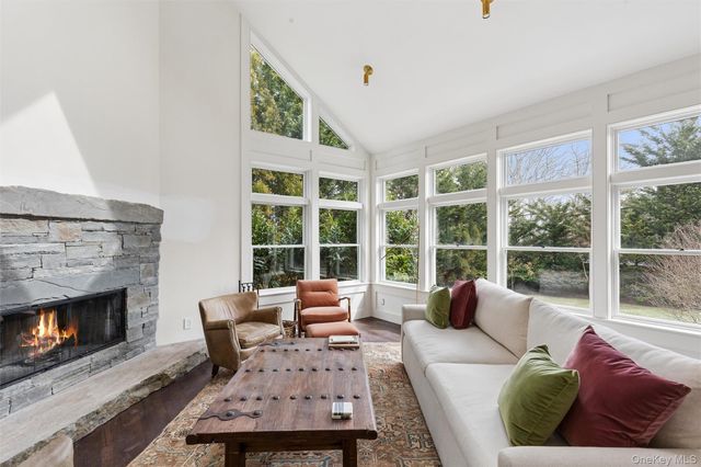 4 Glynn Drive, Shelter Island, NY 11964