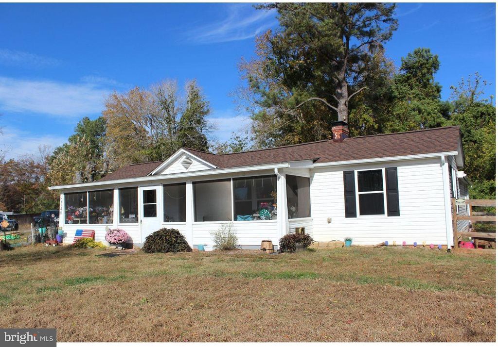 2740 BELSCHES RD, Bumpass, VA 23024