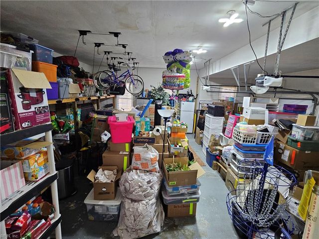 1302 Sasparilla CT, Chesapeake, VA 23320