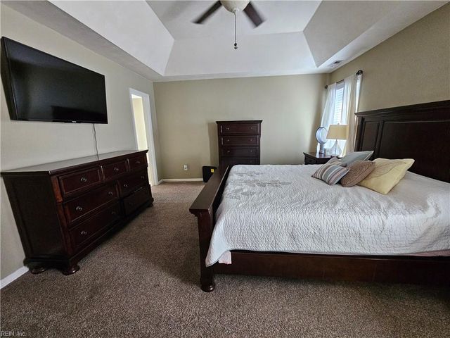 1302 Sasparilla CT, Chesapeake, VA 23320