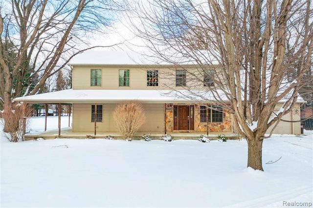 5942 Bluebush Road, Monroe, MI 48162