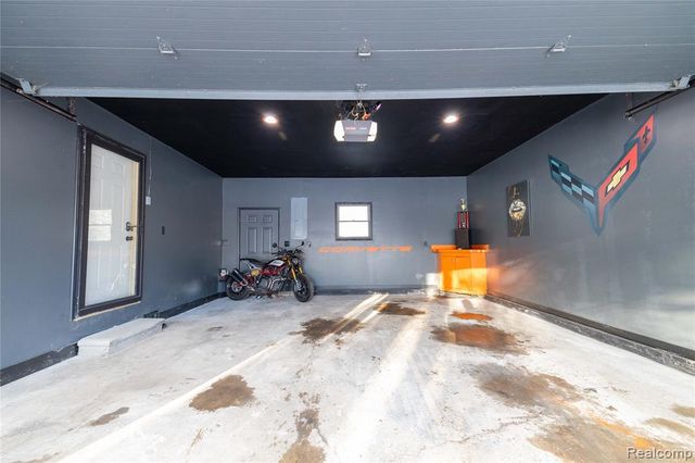 5942 Bluebush Road, Monroe, MI 48162