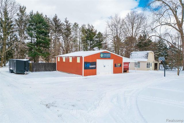 5942 Bluebush Road, Monroe, MI 48162