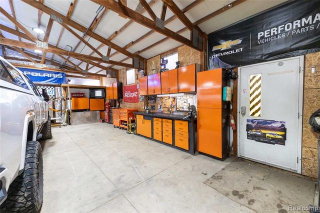 5942 Bluebush Road, Monroe, MI 48162