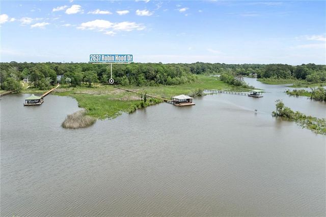 2637 Robin Hood Drive, Mobile, AL 36605