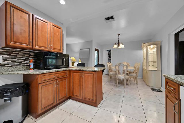 179 SE Soneto Court, Port St. Lucie, Port St Lucie, FL 34983