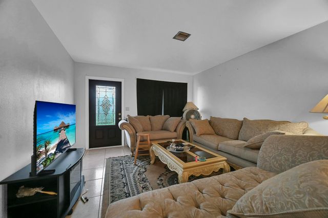 179 SE Soneto Court, Port St. Lucie, Port St Lucie, FL 34983