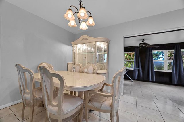 179 SE Soneto Court, Port St. Lucie, Port St Lucie, FL 34983