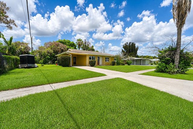 179 SE Soneto Court, Port St. Lucie, Port St Lucie, FL 34983