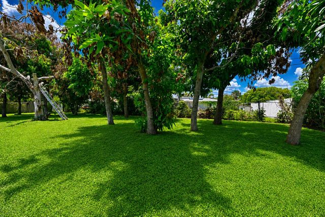 179 SE Soneto Court, Port St. Lucie, Port St Lucie, FL 34983