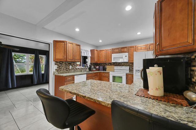 179 SE Soneto Court, Port St. Lucie, Port St Lucie, FL 34983
