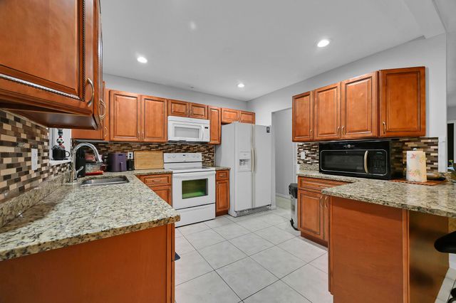 179 SE Soneto Court, Port St. Lucie, Port St Lucie, FL 34983