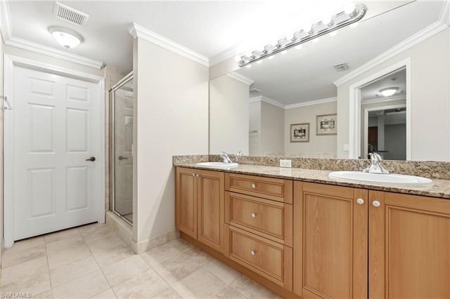20321 Estero Gardens CIR 203, Estero, FL 33928