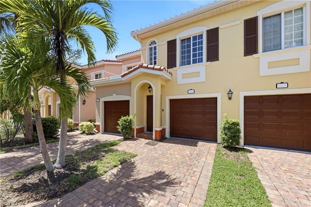 20321 Estero Gardens CIR 203, Estero, FL 33928