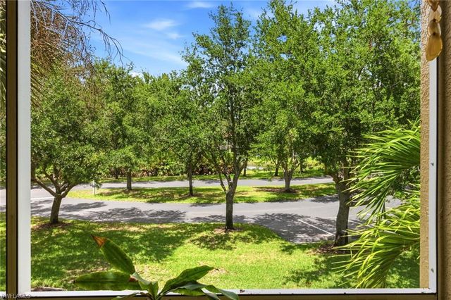 20321 Estero Gardens CIR 203, Estero, FL 33928