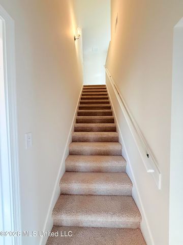 6104 Hickory Point Drive, Walls, MS 38680