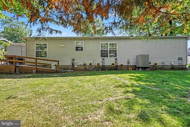 117 FROG POND HOLLOW, Abbottstown, PA 17301