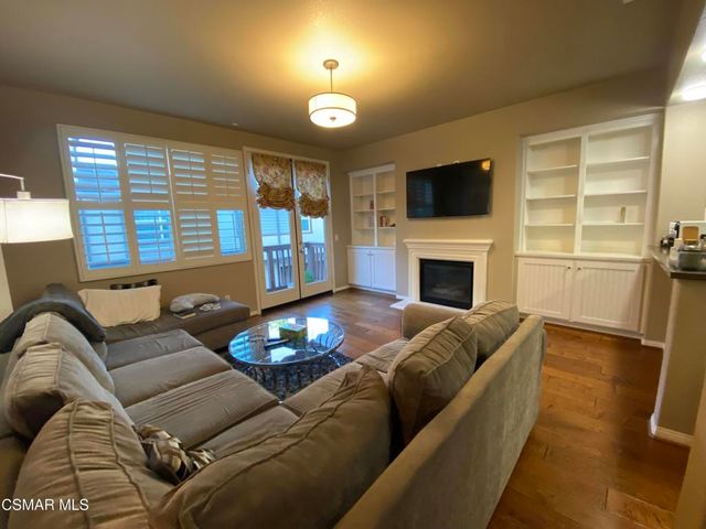 730 Tennis Club Lane, Thousand Oaks, CA 91360