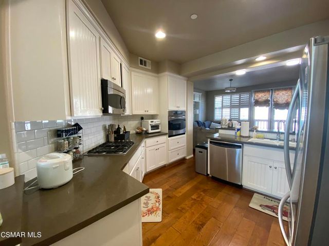 730 Tennis Club Lane, Thousand Oaks, CA 91360