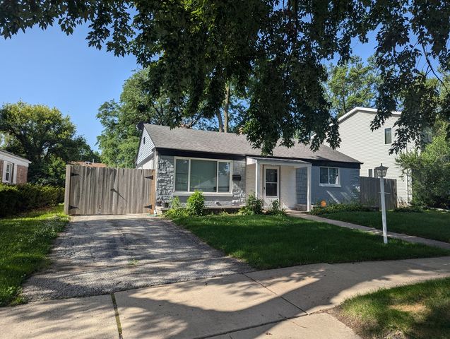 2055 Magnolia Road, Homewood, IL 60430