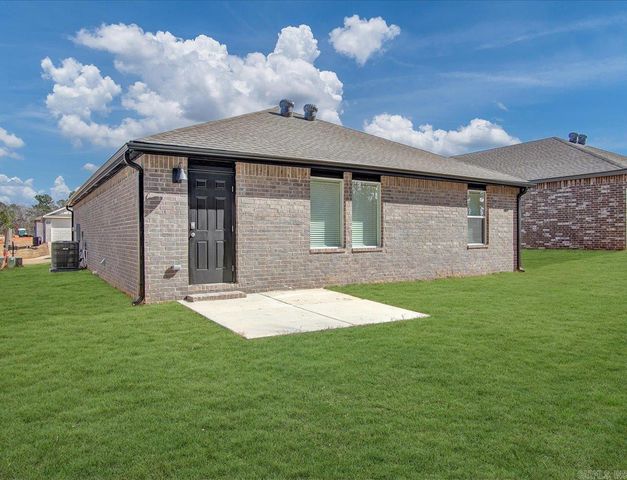 608 Chakka Loop, North Little Rock, AR 72117