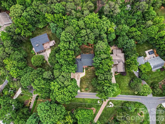4359 Lake Shore Road N, Denver, NC 28037