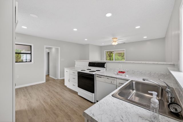 700 N REID HOOKER RD N, Eads, TN 38028