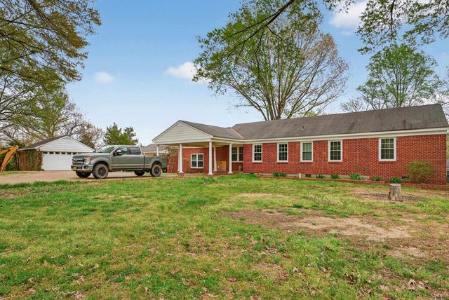 700 N REID HOOKER RD N, Eads, TN 38028