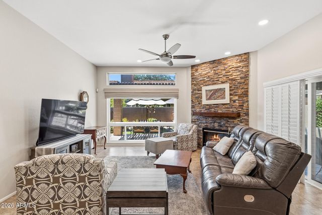 4113 E PARADISE Drive, Phoenix, AZ 85028