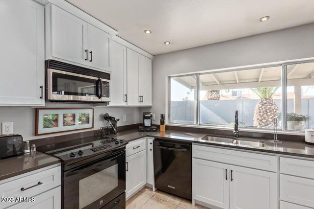 5337 E Gelding Drive, Scottsdale, AZ 85254