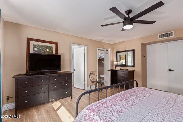 5337 E Gelding Drive, Scottsdale, AZ 85254