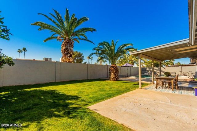 5337 E Gelding Drive, Scottsdale, AZ 85254