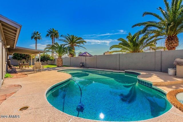 5337 E Gelding Drive, Scottsdale, AZ 85254