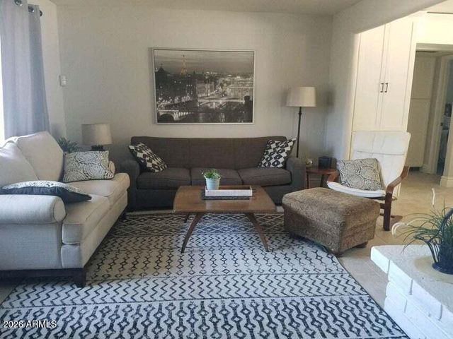 5337 E Gelding Drive, Scottsdale, AZ 85254