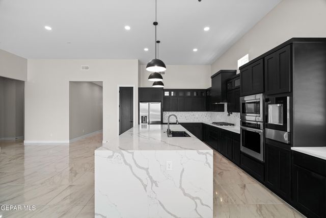 14497 Dune Flower Parkway, Horizon City, TX 79928