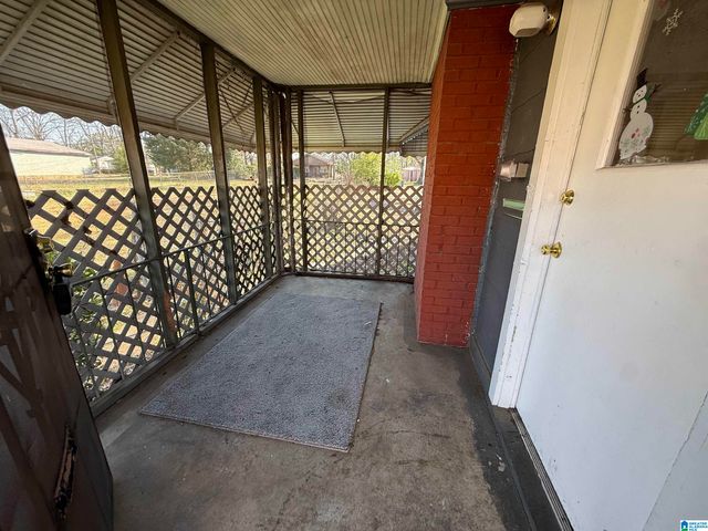 1749 CLEBURN AVENUE, Birmingham, AL 35211