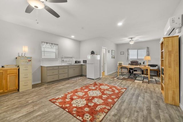 1881 County Road 251, Florence, TX 76527