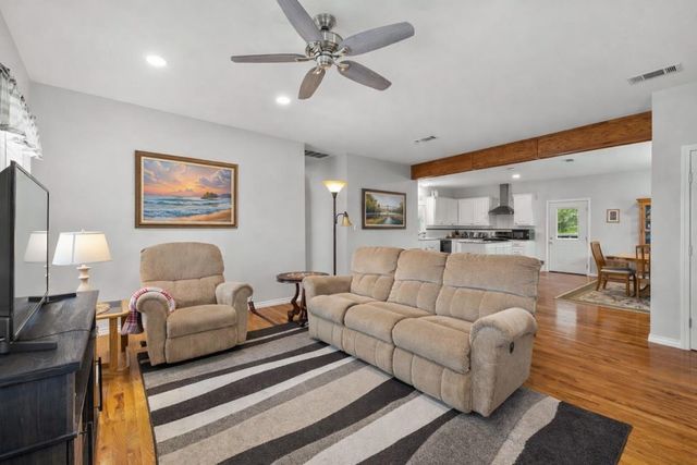 1881 County Road 251, Florence, TX 76527