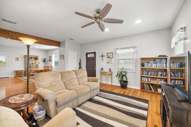 1881 County Road 251, Florence, TX 76527