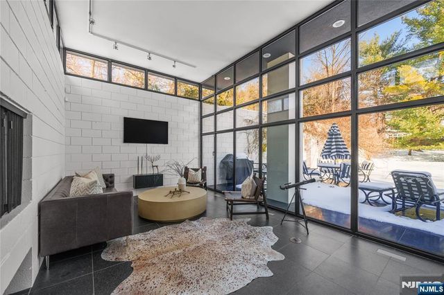 451 Mountain Avenue, North Caldwell, NJ 07006