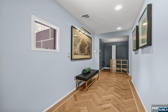 451 Mountain Avenue, North Caldwell, NJ 07006