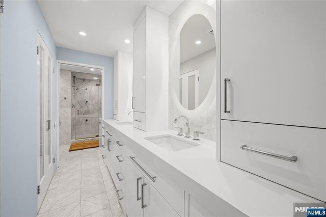 451 Mountain Avenue, North Caldwell, NJ 07006