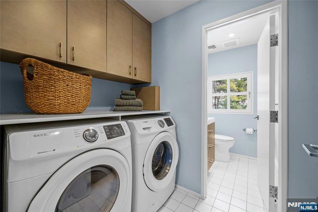 451 Mountain Avenue, North Caldwell, NJ 07006