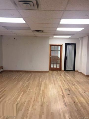 133-38 41st Avenue C8, Flushing, NY 11355