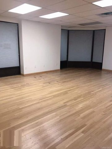 133-38 41st Avenue C8, Flushing, NY 11355
