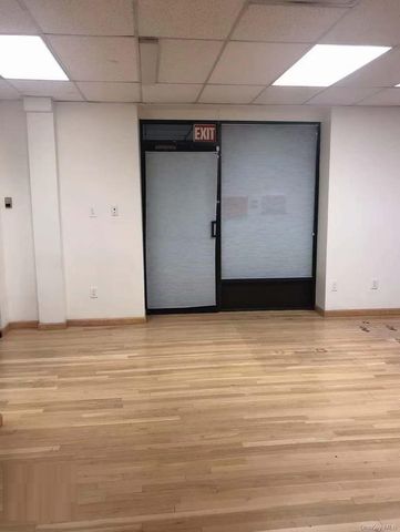 133-38 41st Avenue C8, Flushing, NY 11355