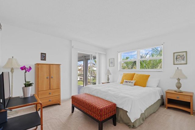 10 SE 13th Street C3, Boca Raton, FL 33432